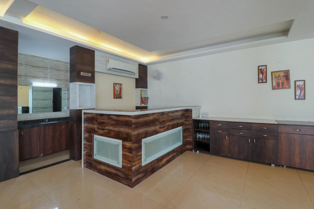 Capital O 76444 Hotel Hill-Top Inn Narendra Nagar Exterior photo